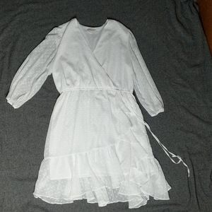 NY&C eva mendes white faux-wrap dress